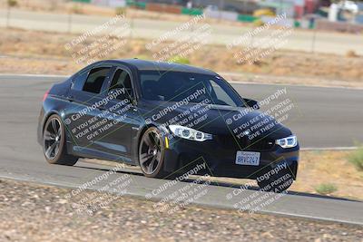 media/Oct-01-2022-Team Topak Racing (Sat) [[f860fb51be]]/2-Inter Low 2/session 1 turn 3/